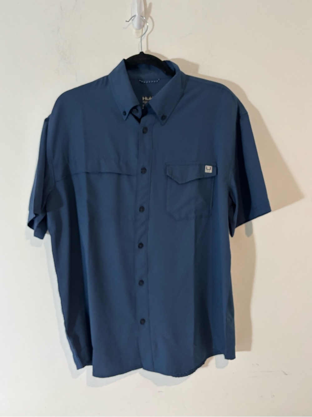 Huk Mens Medium Tide Point Short Sleeve Button Down Shirt Naval Academy Blue
